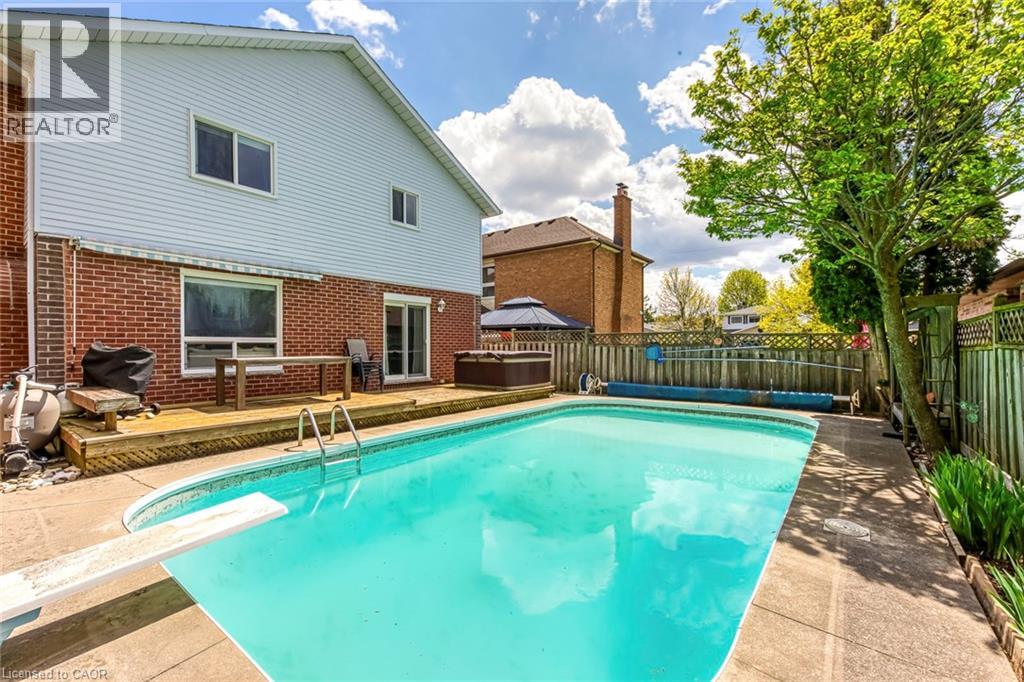 43 NISKA Drive, Waterdown, Ontario, L0R2H3 — Photo 46