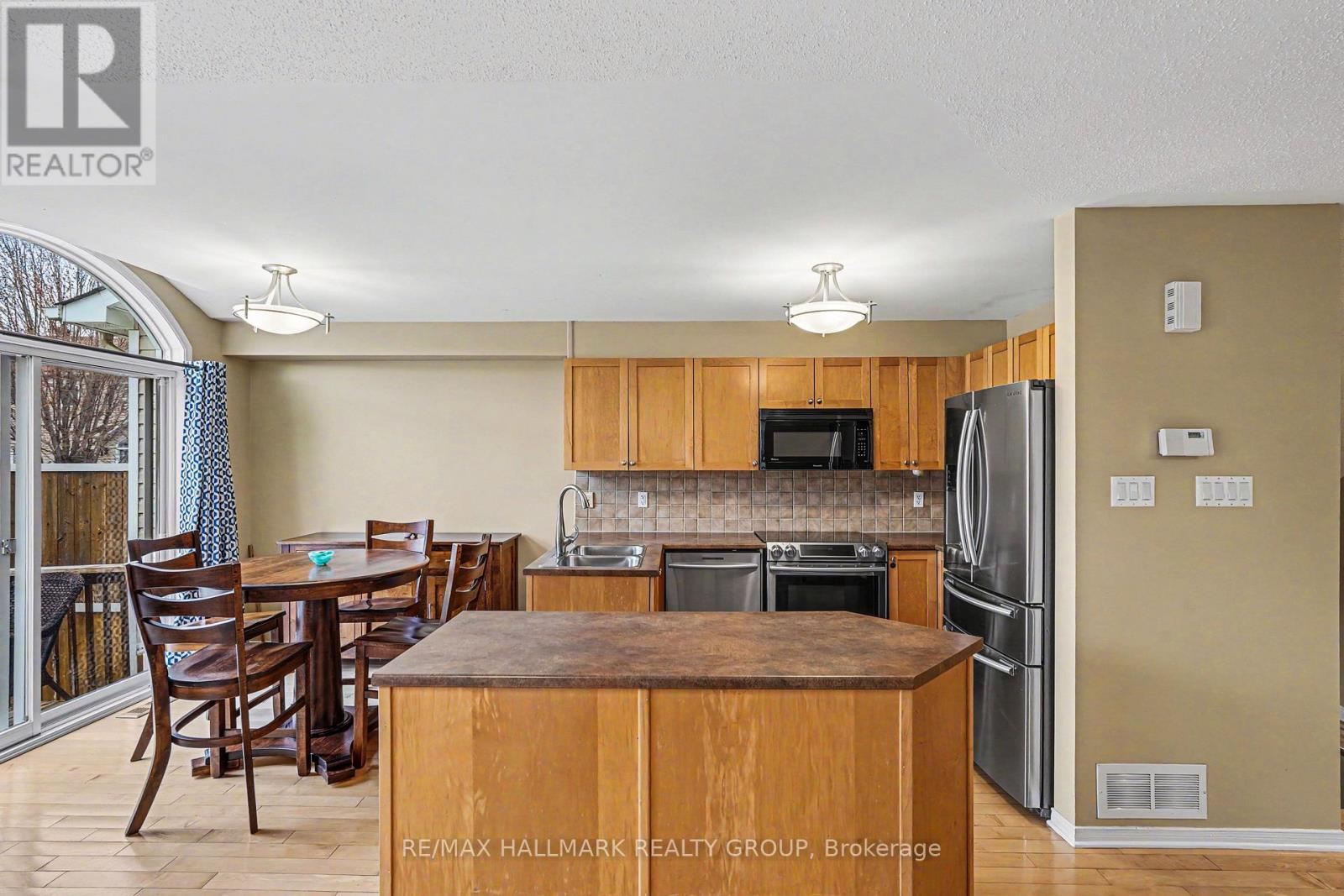 1055 CANDLEWOOD STREET - 12