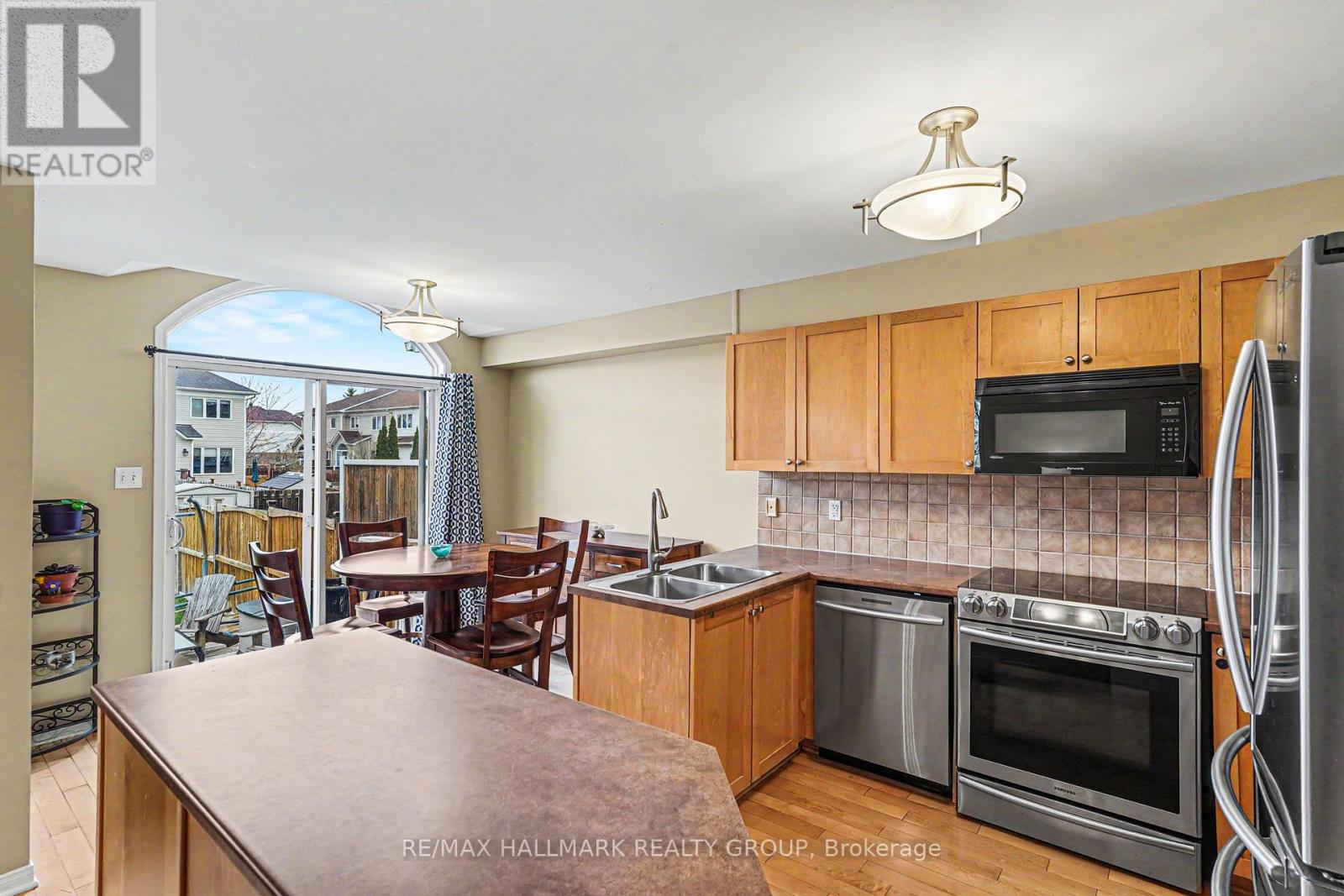 1055 CANDLEWOOD STREET - 15