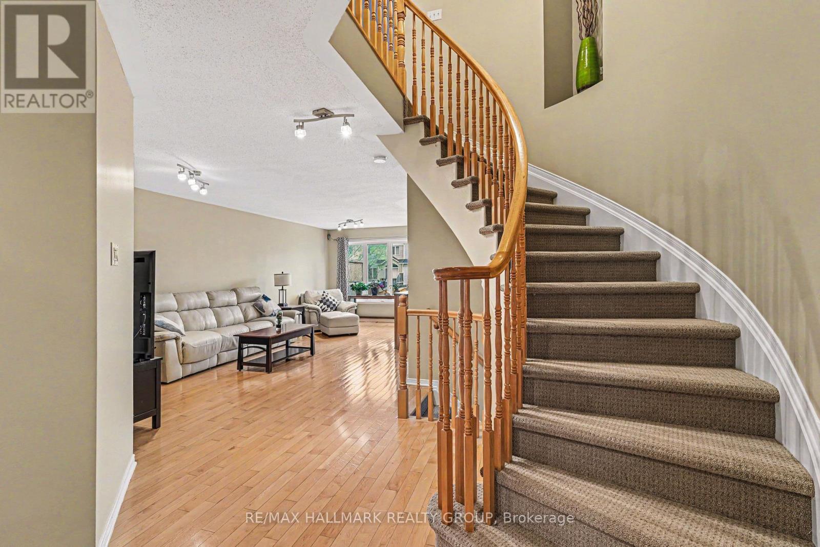 1055 CANDLEWOOD STREET - 6