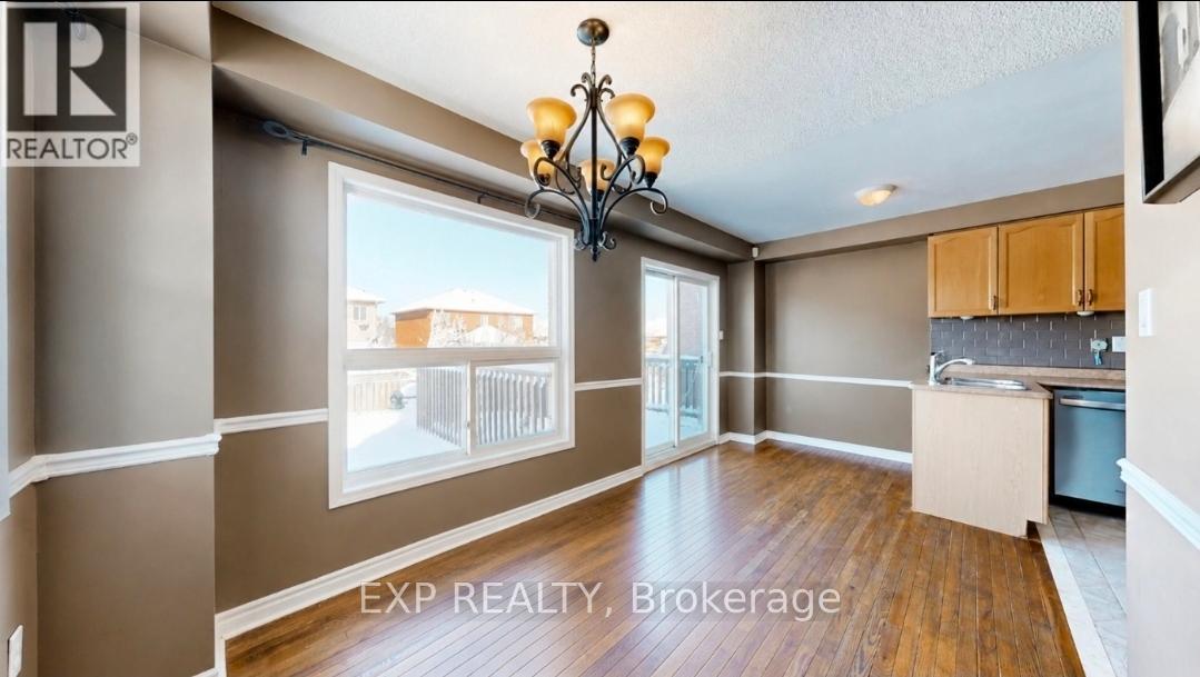 33 WRENDALE CRESCENT - 20