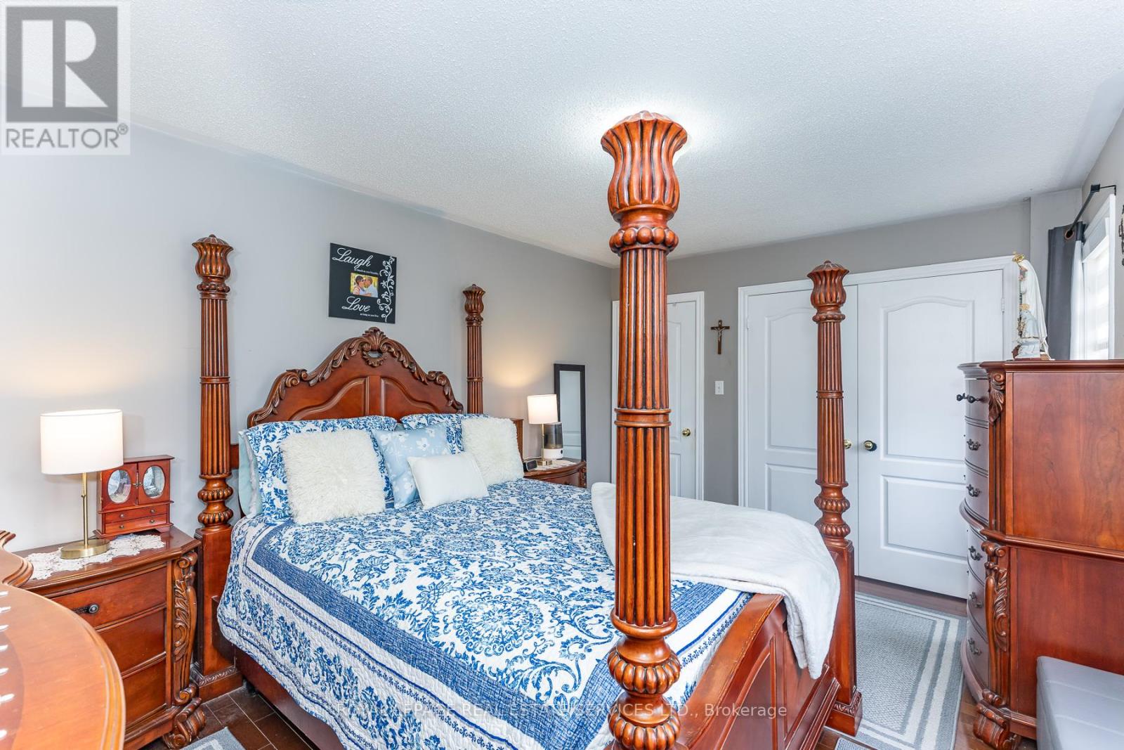 1218 COSTIGAN ROAD - 27