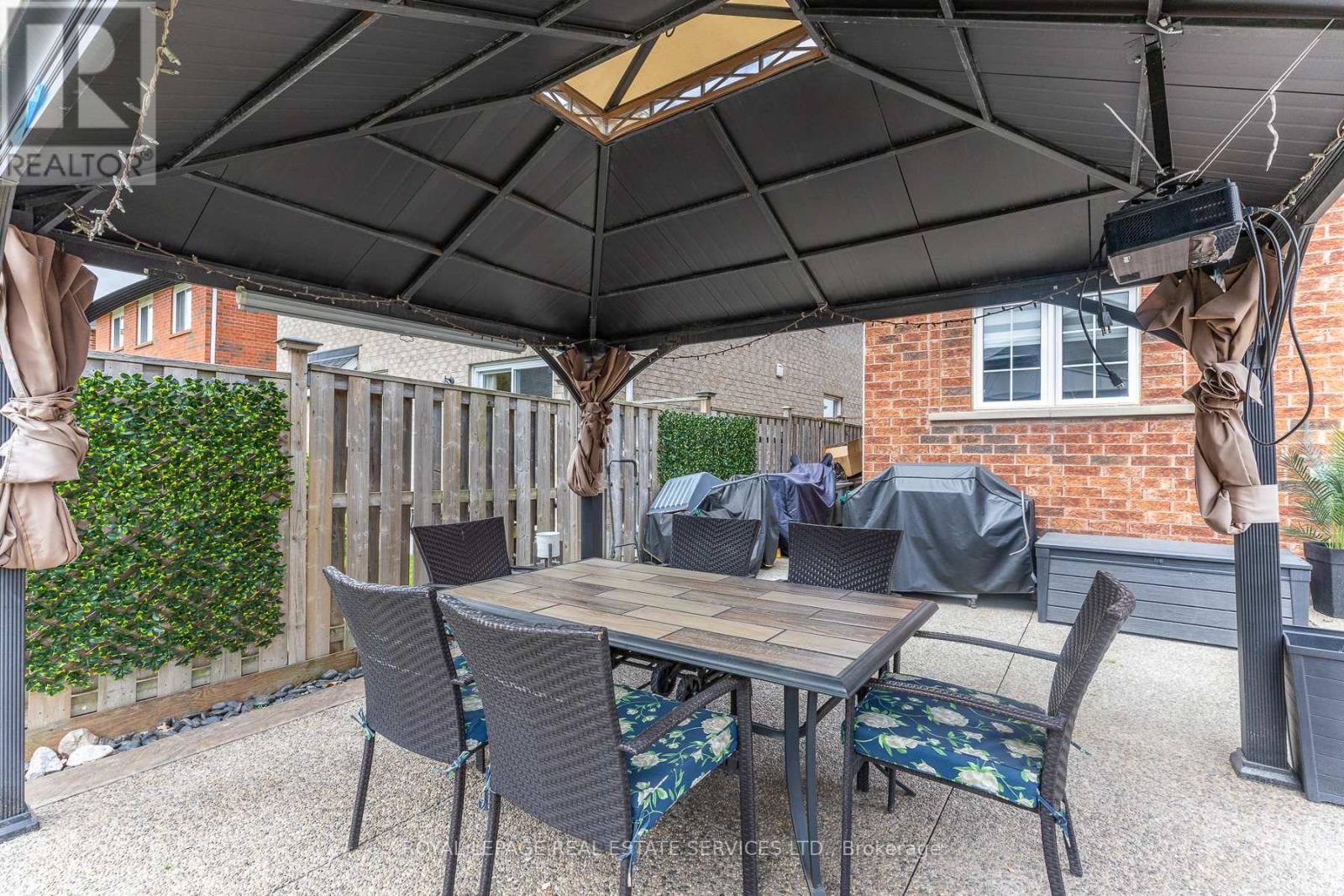 1218 COSTIGAN ROAD - 45
