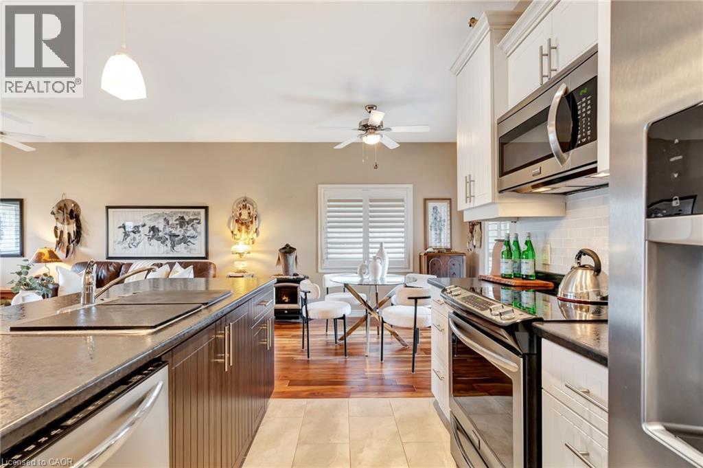 257 DONLY Drive S - 15