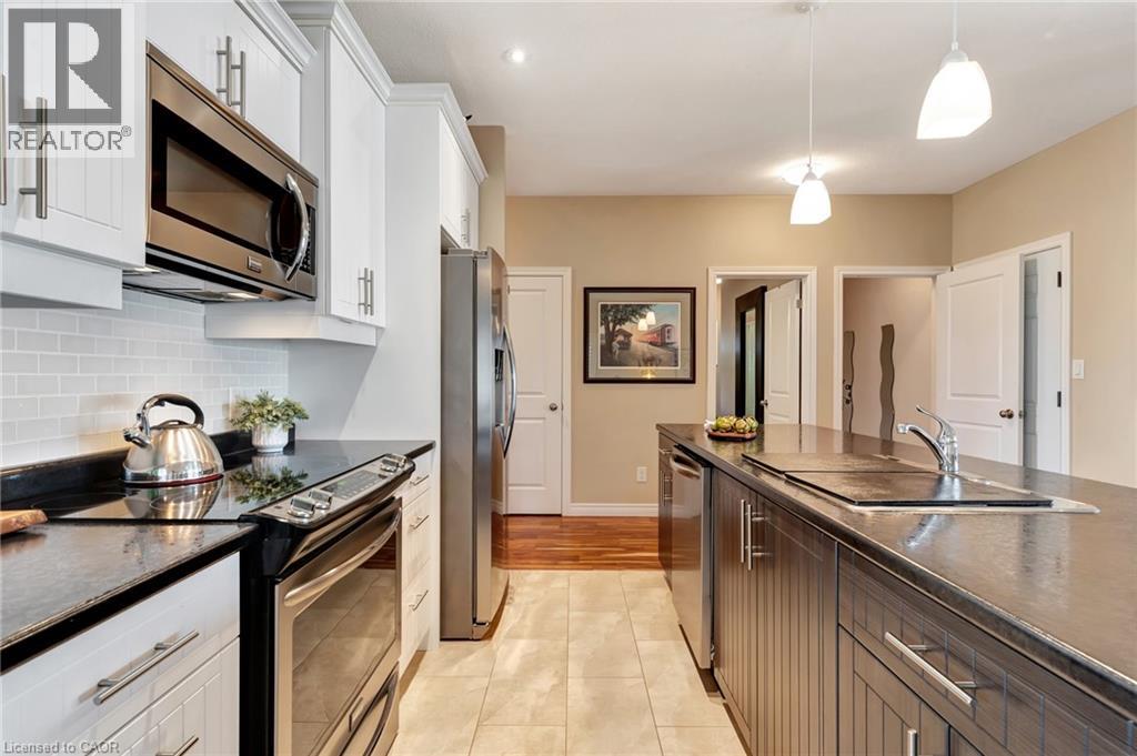 257 DONLY Drive S - 16