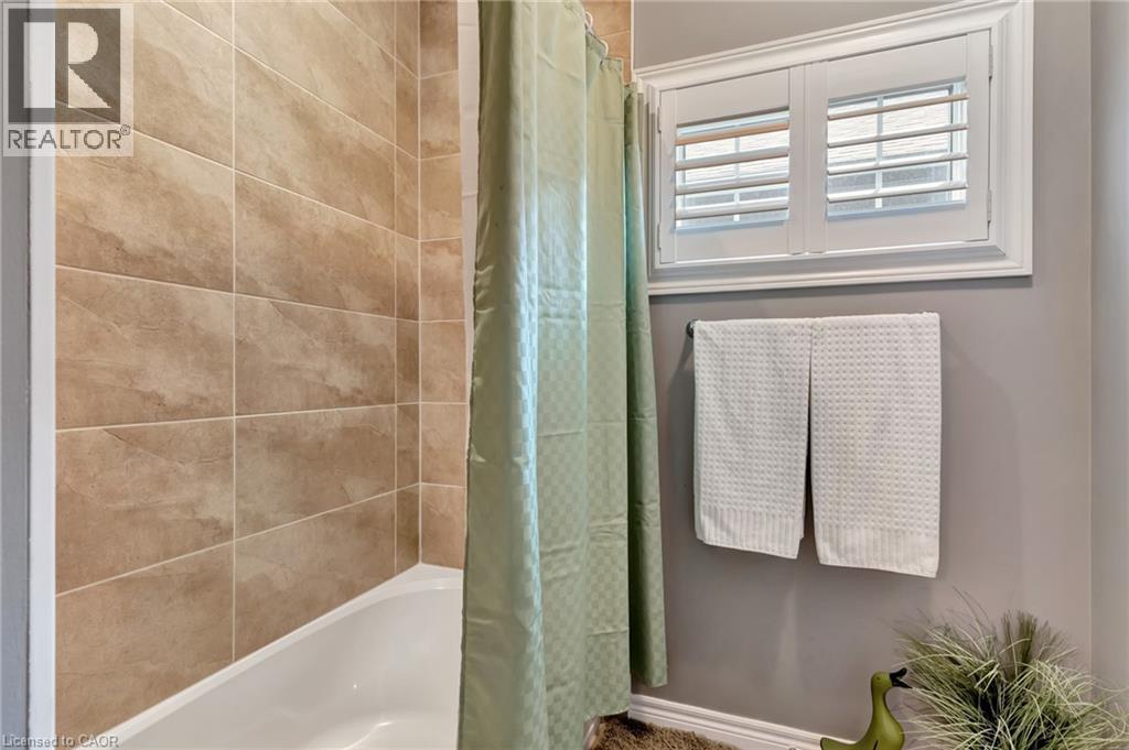 257 DONLY Drive S - 22