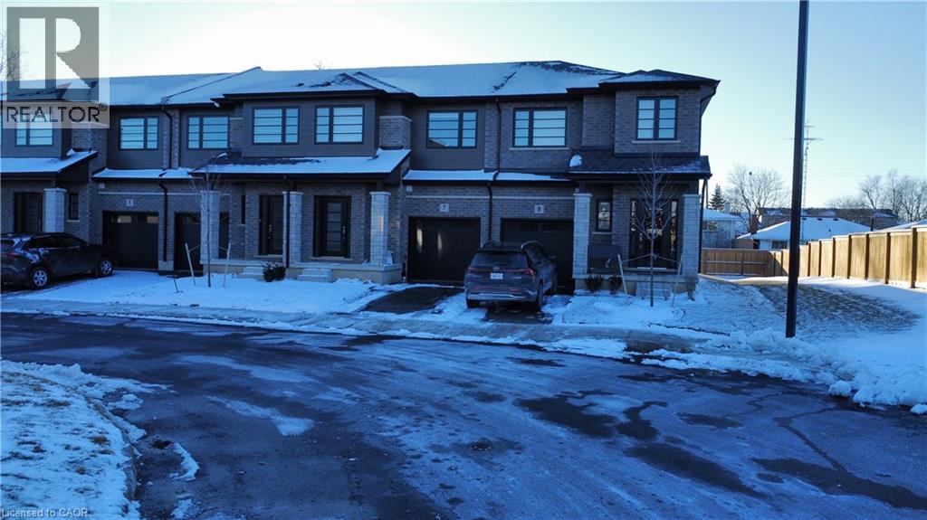 520 GREY Street Unit# 7, Brantford, Ontario, N3S0K1 — Photo 2
