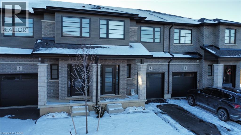 520 GREY Street Unit# 7, Brantford, Ontario, N3S0K1 — Photo 4