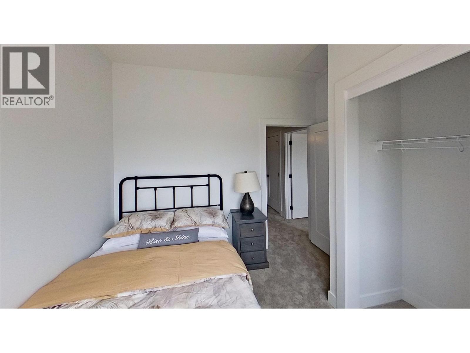 #204 70 Boundary Street - 16