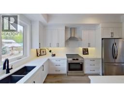 Kitchen - 70 Boundary Street Unit# 204, Kimberley, BC V1A2H4 Photo 10