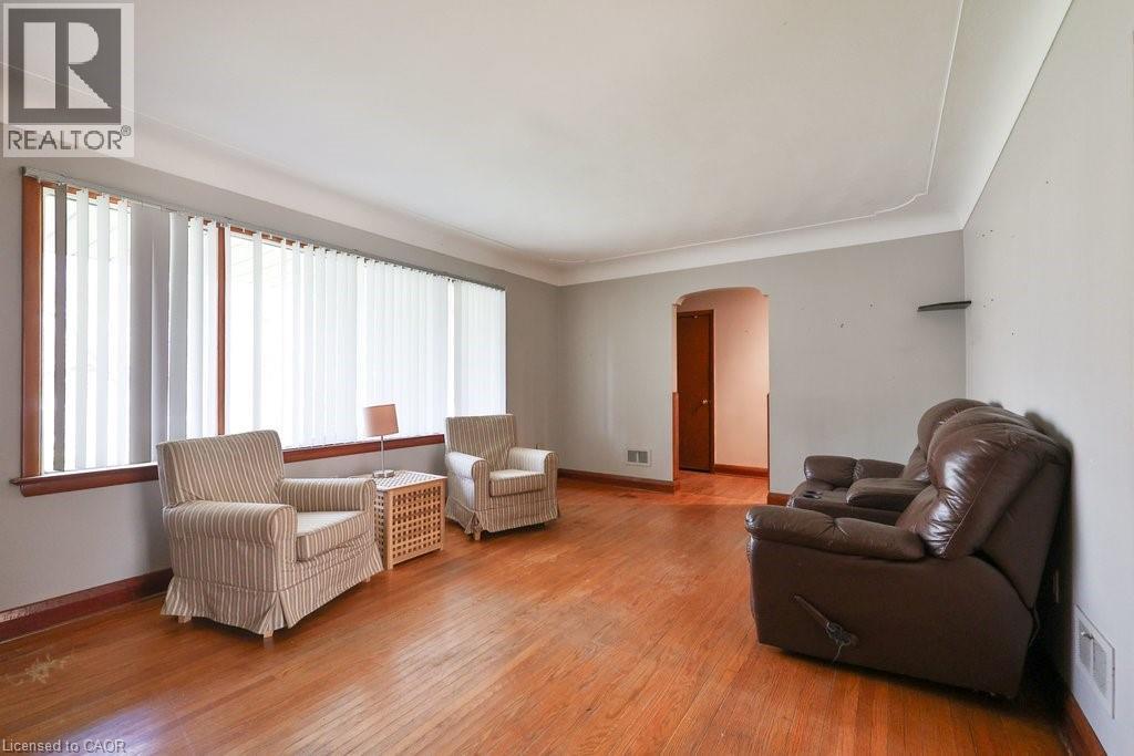 759 KING Road - 7