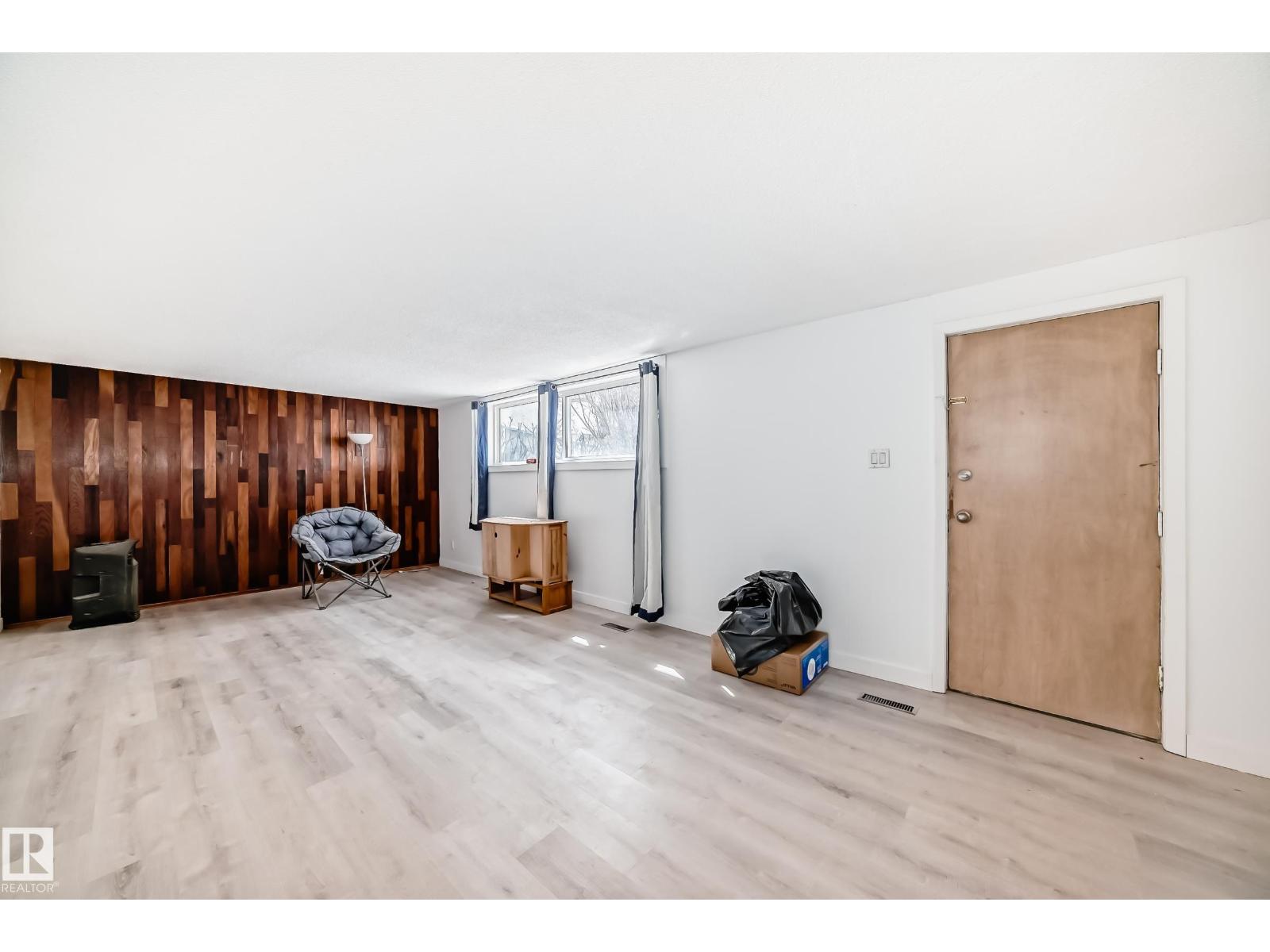 12825 102 ST NW, Edmonton