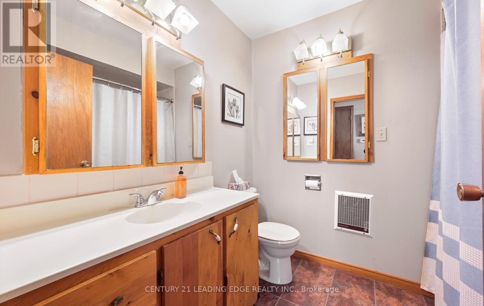 333 ANDREW STREET - 25