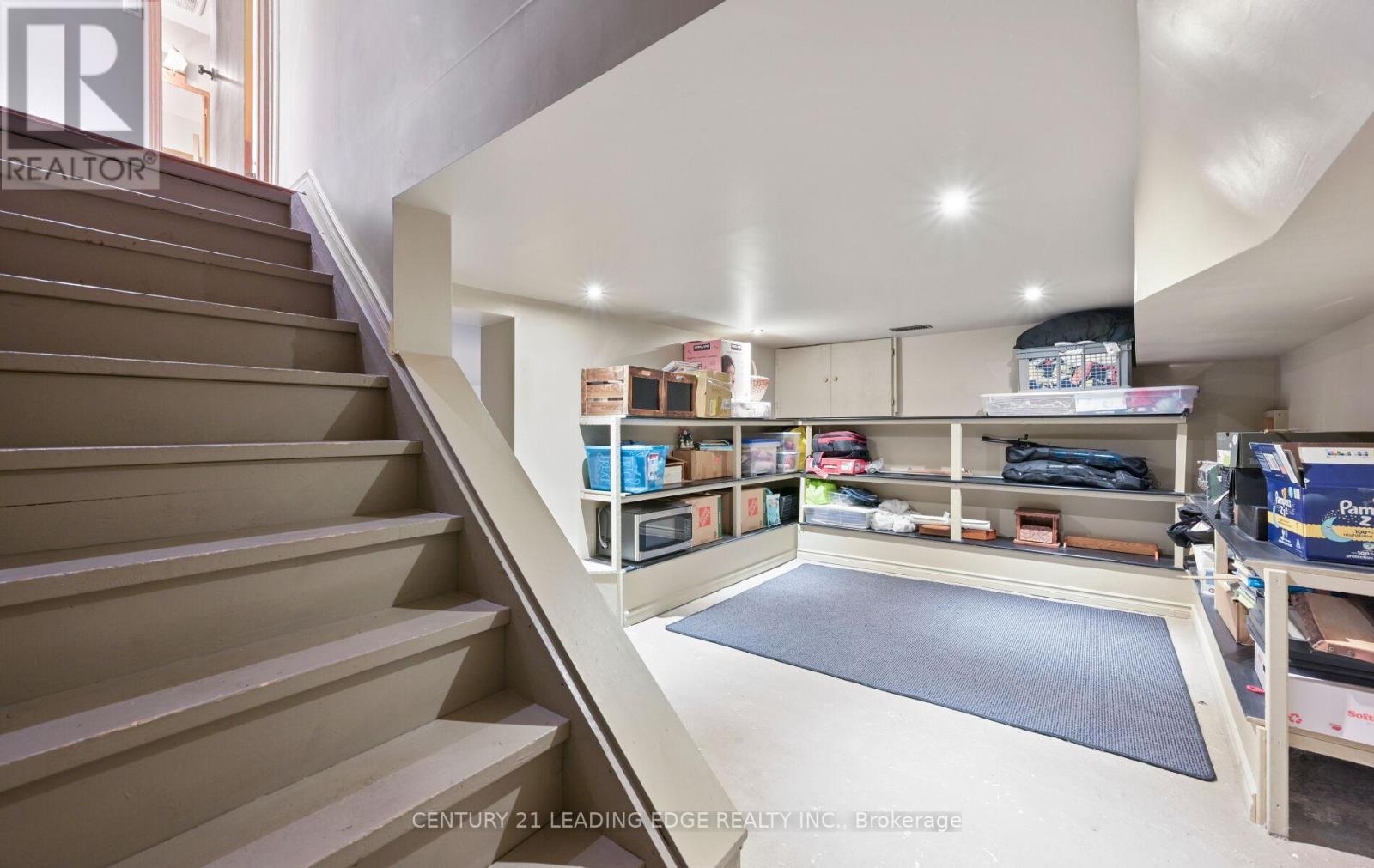 333 ANDREW STREET - 32