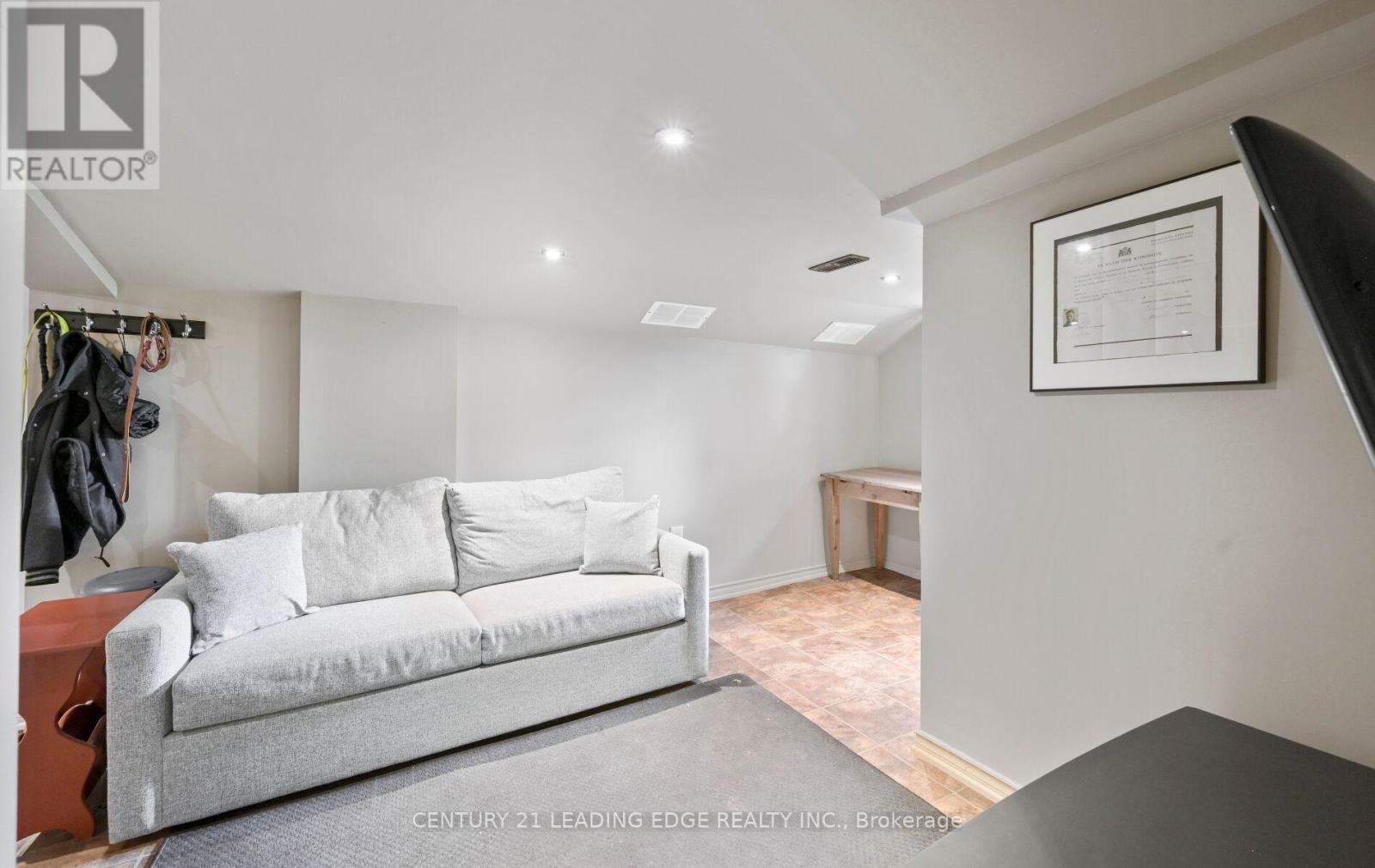 333 ANDREW STREET - 34