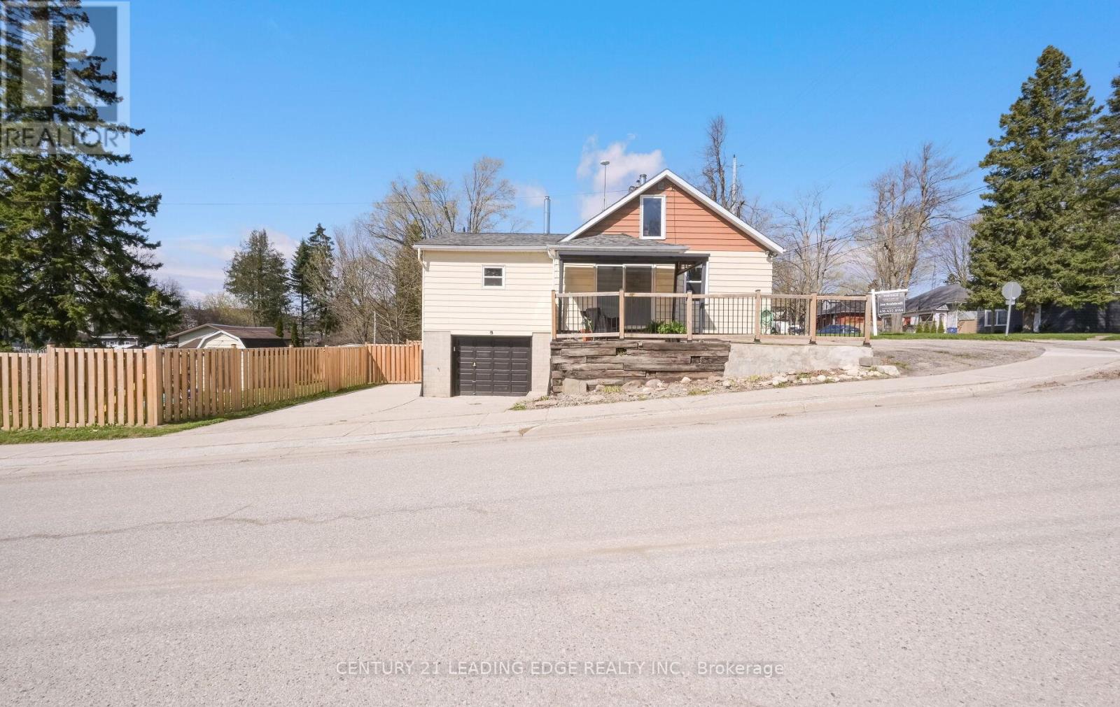 333 ANDREW STREET - 5
