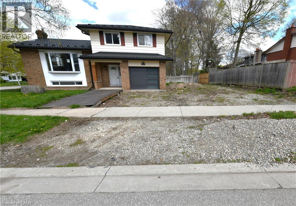 110 SILVERSPRING Crescent, Kitchener, Ontario, N2M4P4 — Photo 2