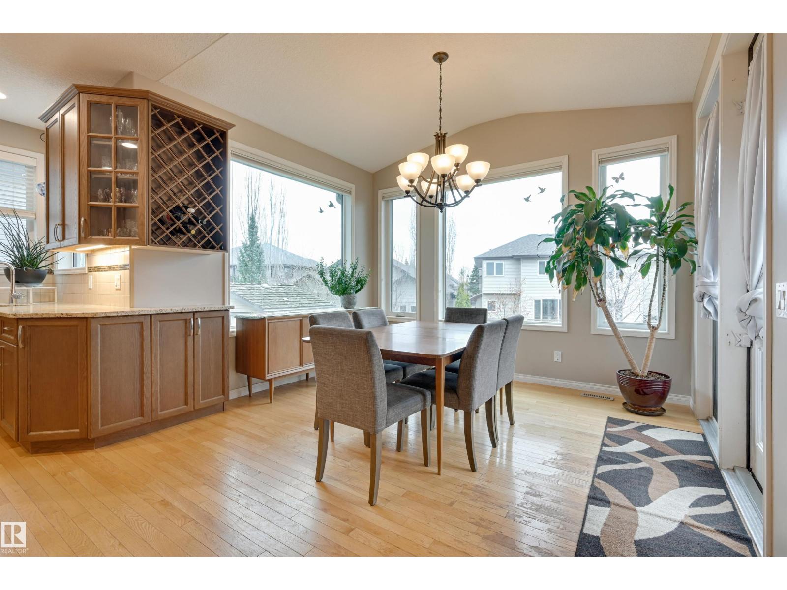 20645 93A AV NW - 20