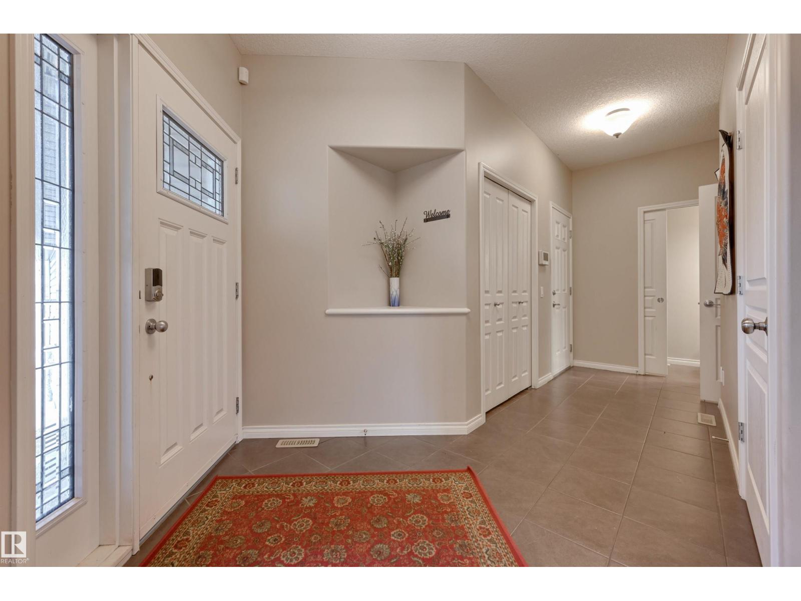 20645 93A AV NW - 5