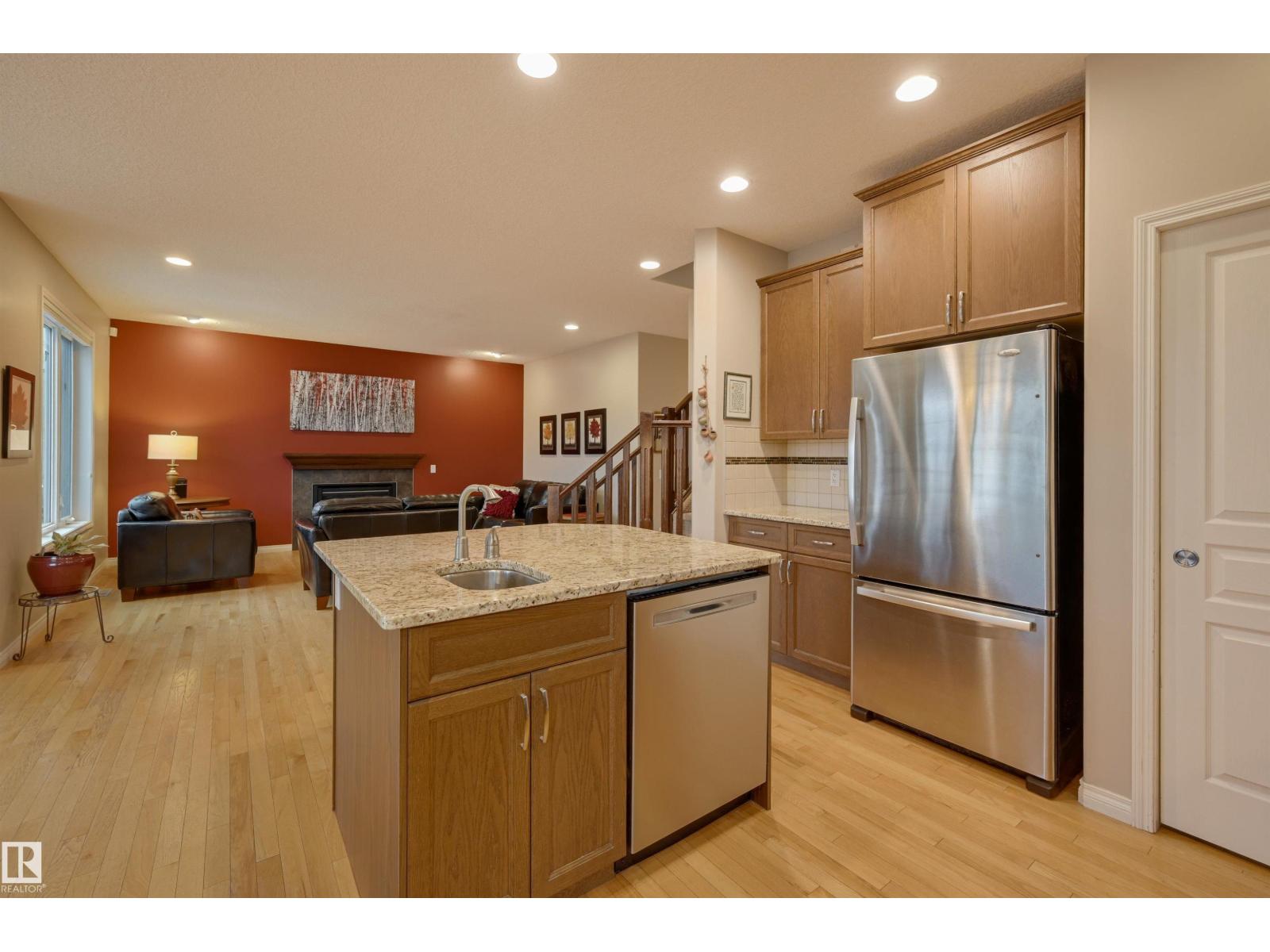 20645 93A AV NW - 16