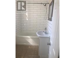 2 - 421 Sutherland Drive, Toronto, ON M4G1K4 Photo 6