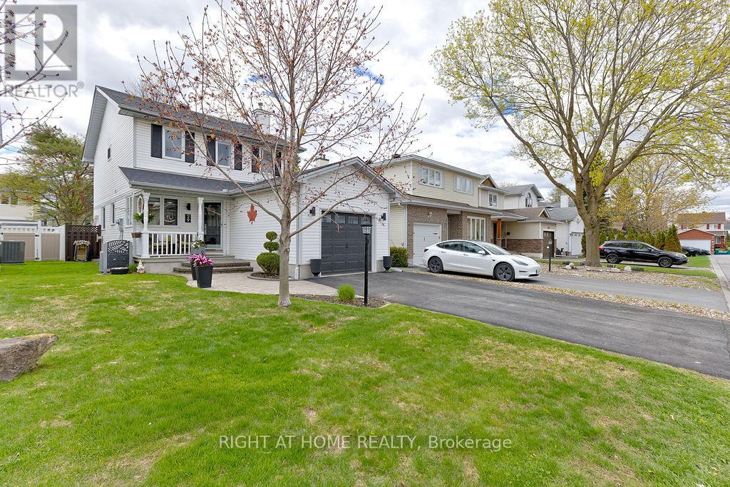 29 PEACOCK CRESCENT - 1