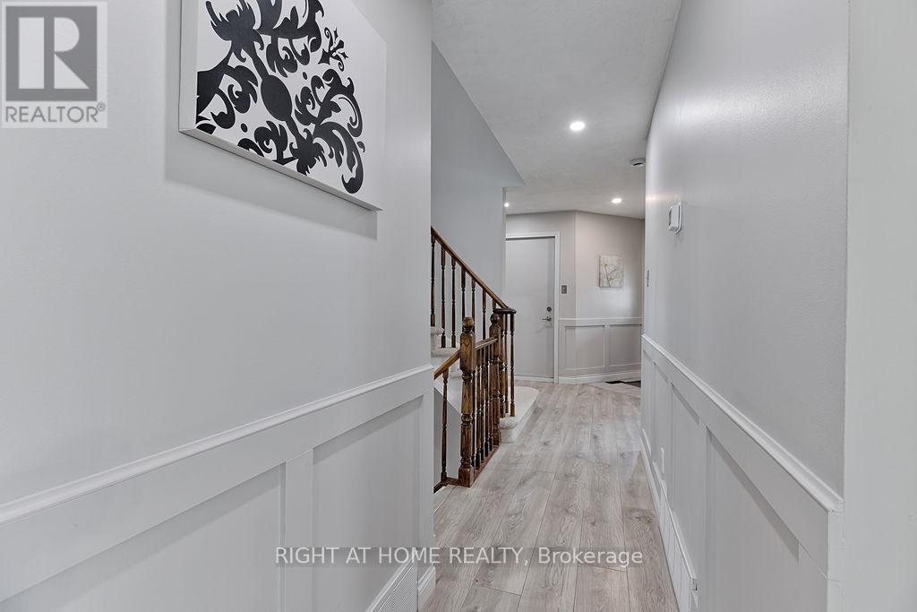 29 PEACOCK CRESCENT - 12