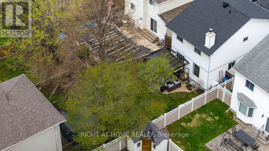 29 PEACOCK CRESCENT - 39