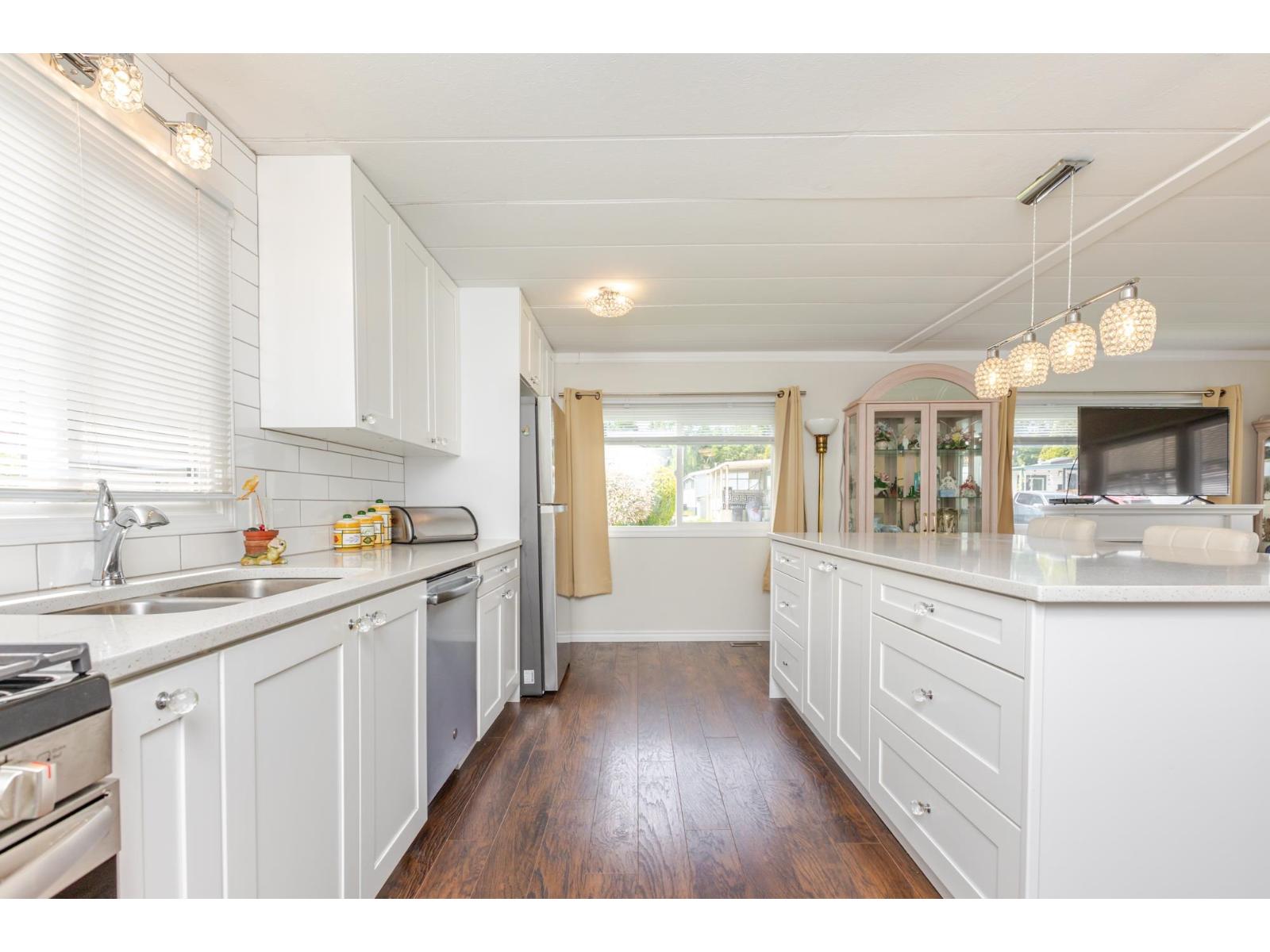 251 1840 160 STREET, Surrey