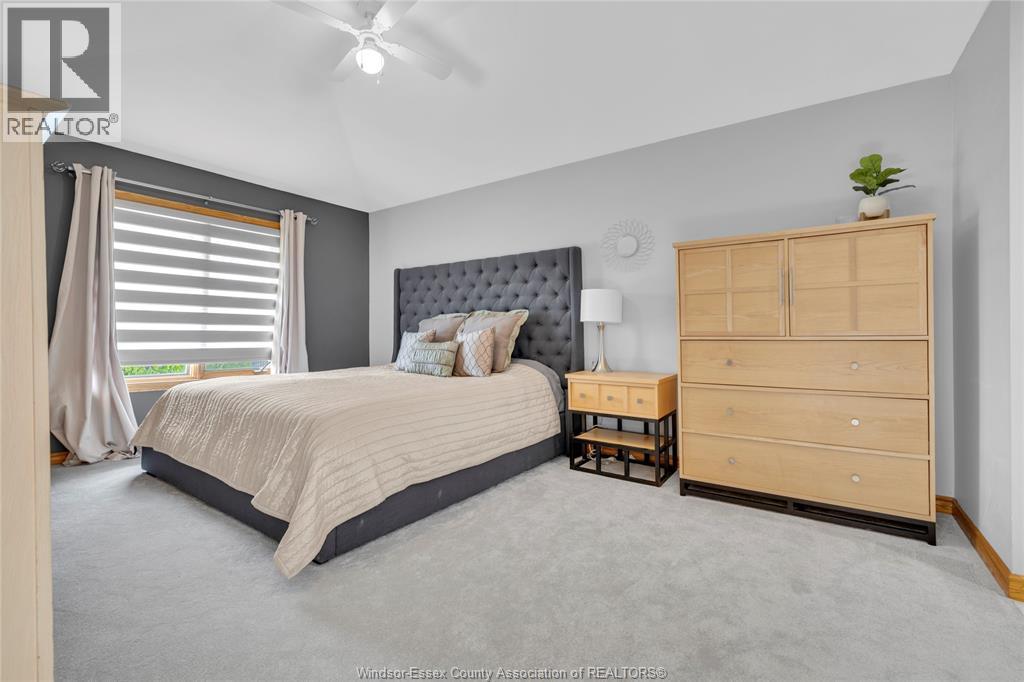 2048 Eugeni, Tecumseh, Ontario, N9K1B3 — Photo 18
