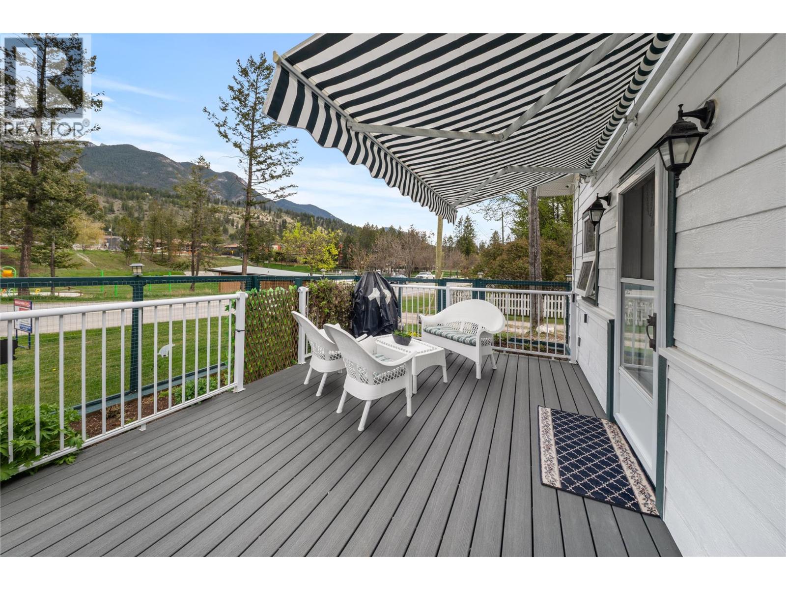 7527 Park Drive West - 12