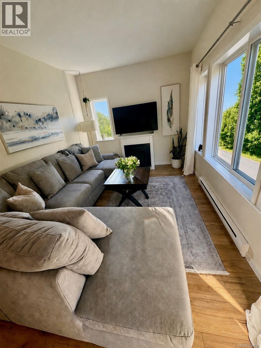 #409 360 Goldstream Ave - Image 3
