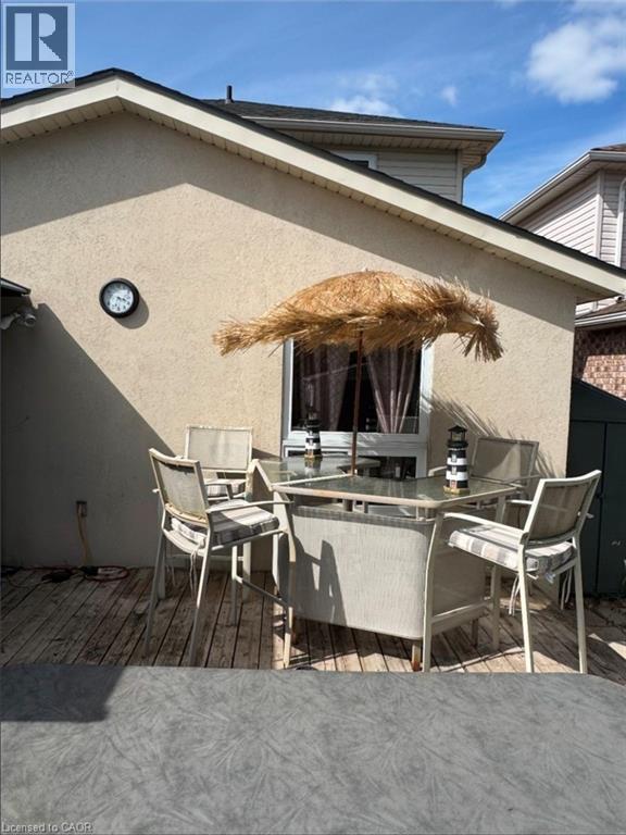 36 LILYWOOD Drive, Cambridge, Ontario, N1P1G9 — Photo 9