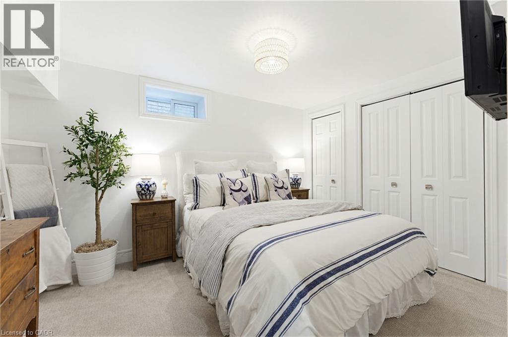 236 PARKSIDE Drive, Waterdown, Ontario, L8B0Y7 — Photo 24