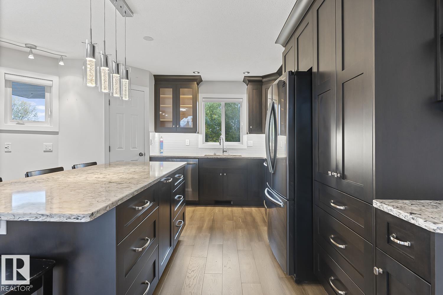 808 26 ST - 12