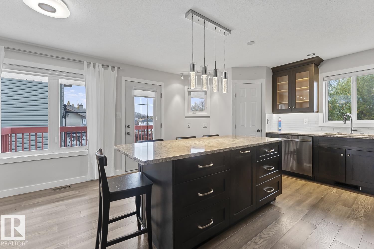 808 26 ST - 17