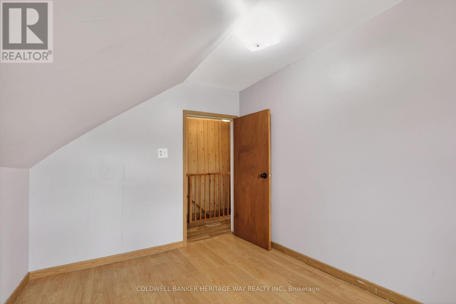 114 & 112 CLARENCE STREET - 30