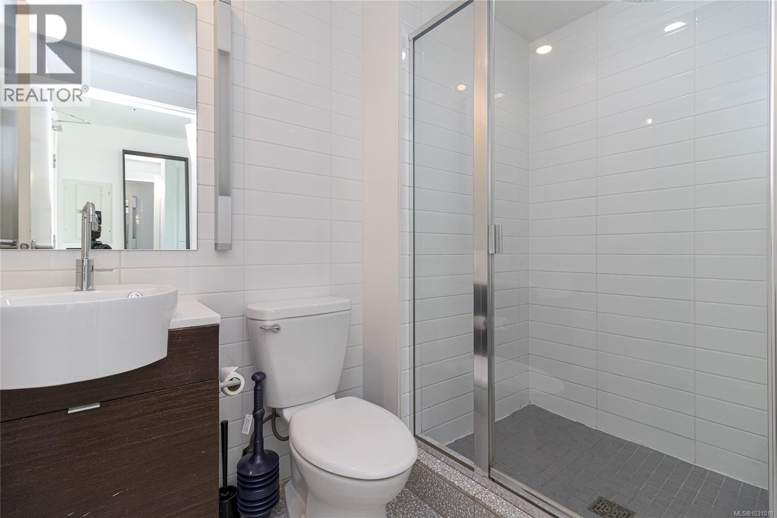 #417 770 Fisgard St - 19