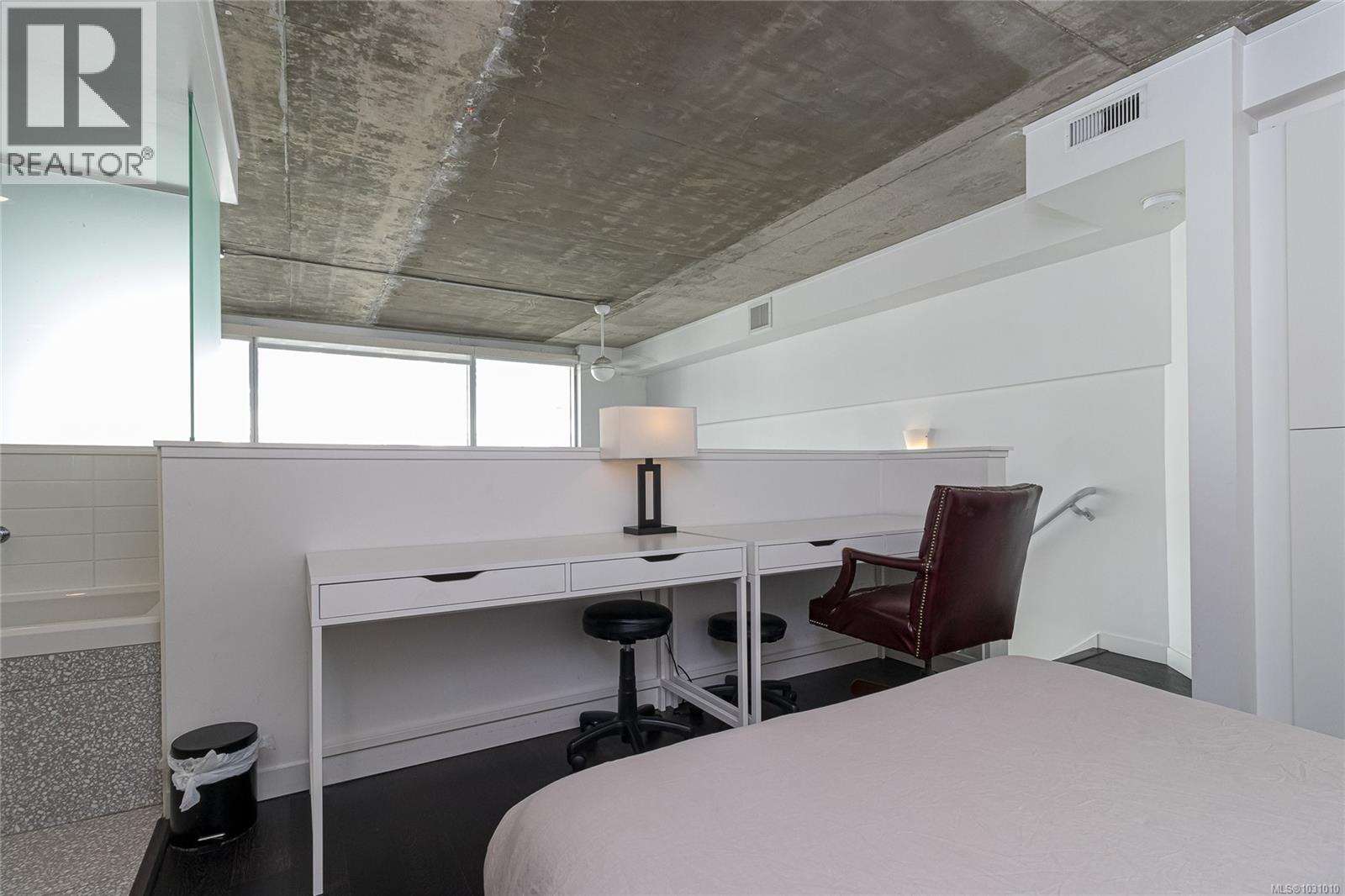 #417 770 Fisgard St - 24