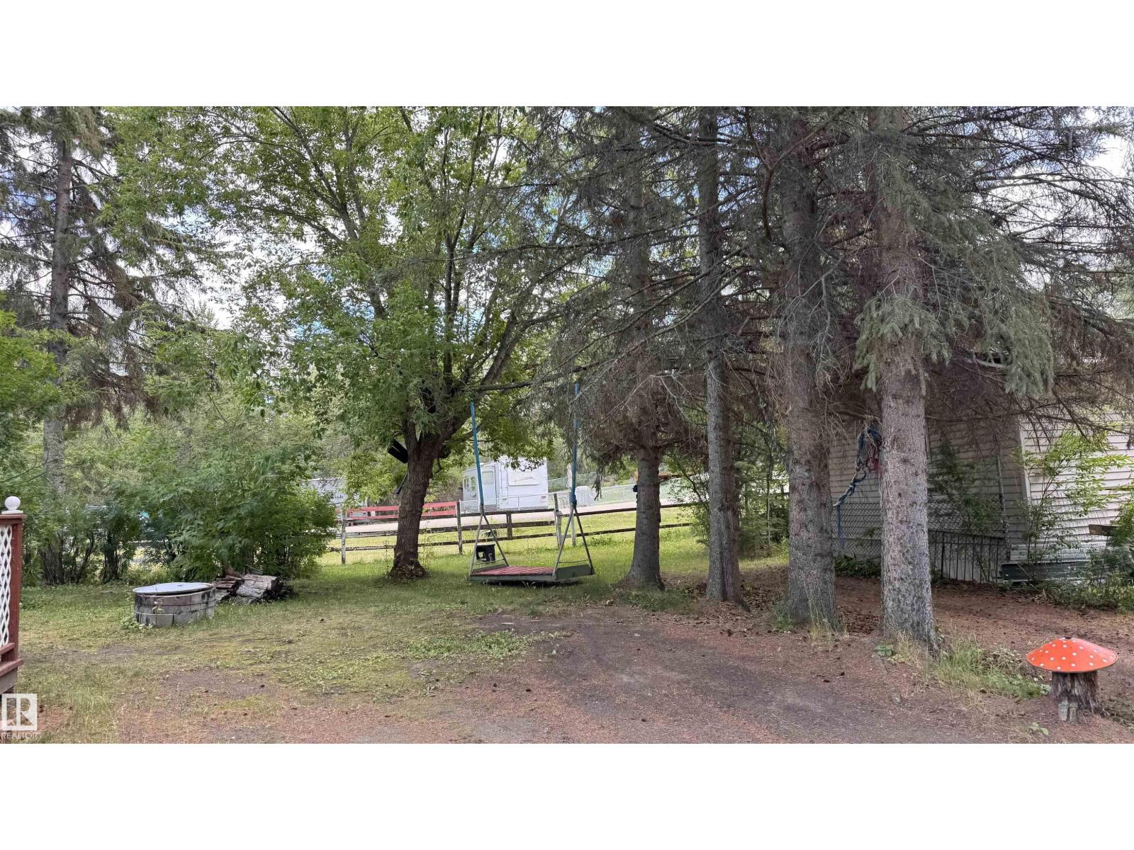 314, 11121 TWP RD 595 - 10