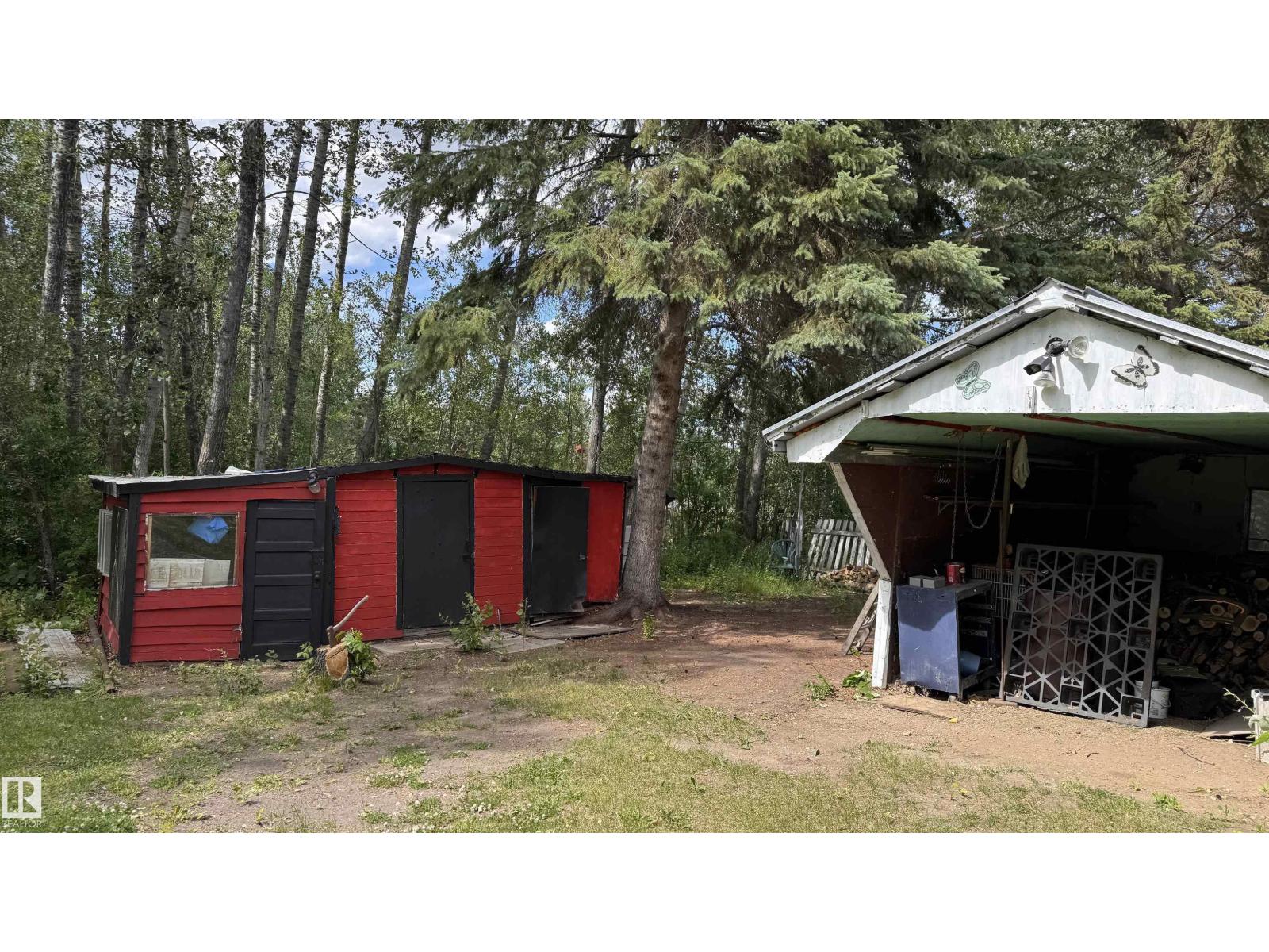 314, 11121 TWP RD 595 - 9