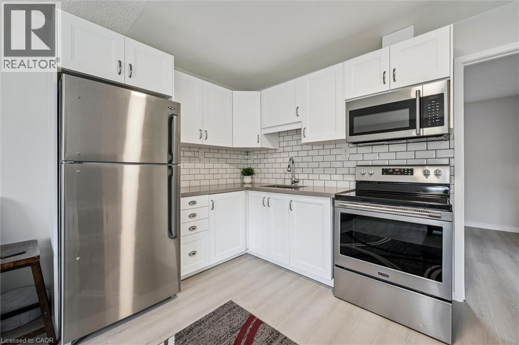 16 HAMPTON Street, Elmira, Ontario, N3B1X9 — Photo 35