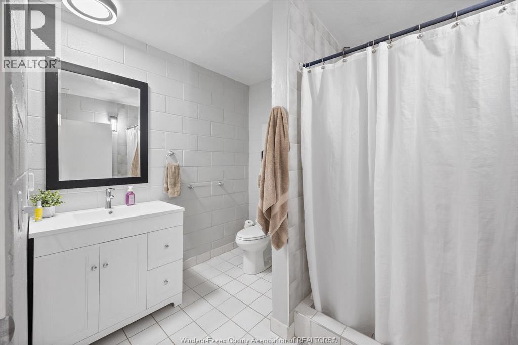 1226 AIMEE STREET - 17