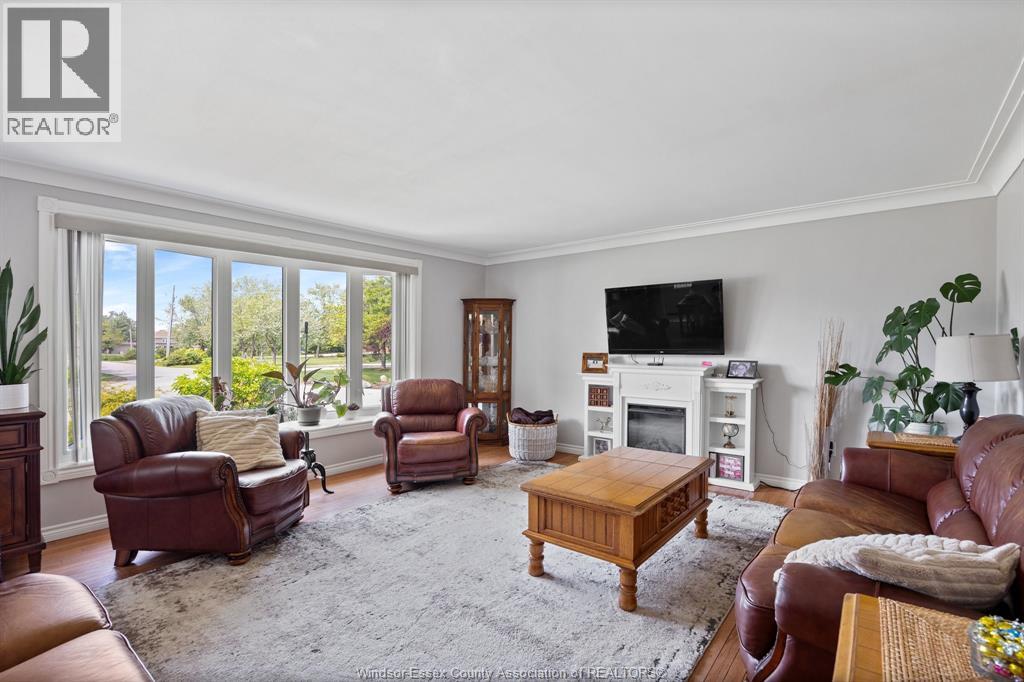 1226 AIMEE STREET - 3