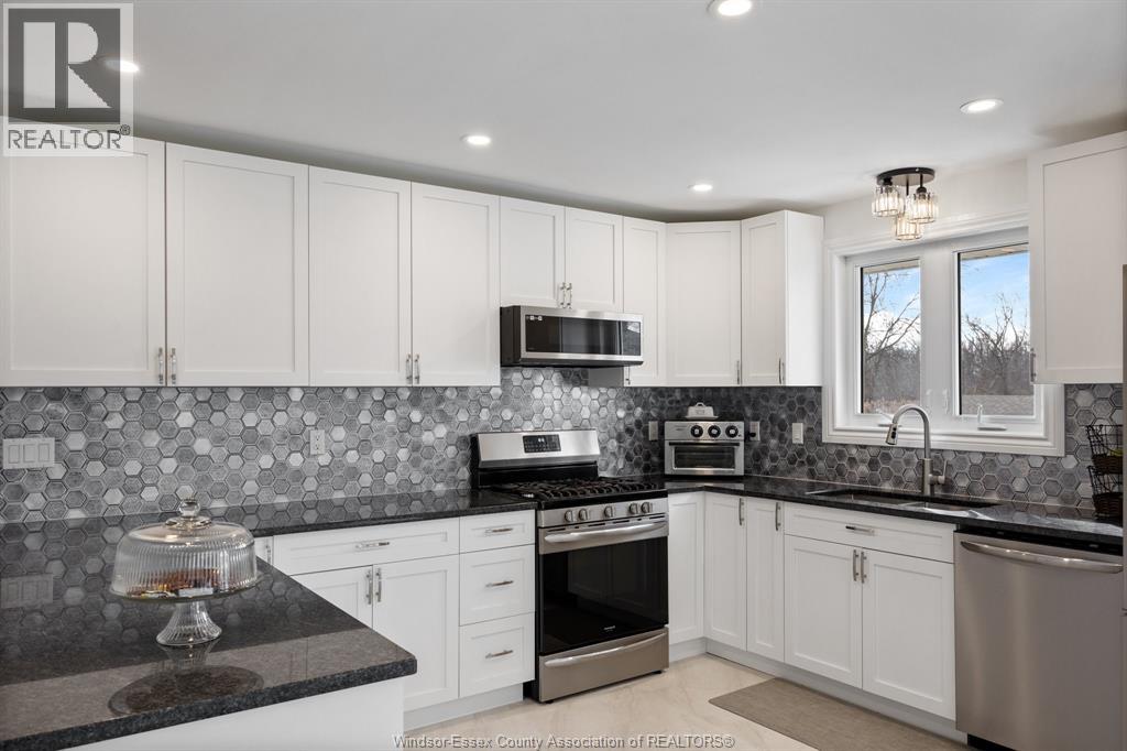 1226 AIMEE STREET - 8