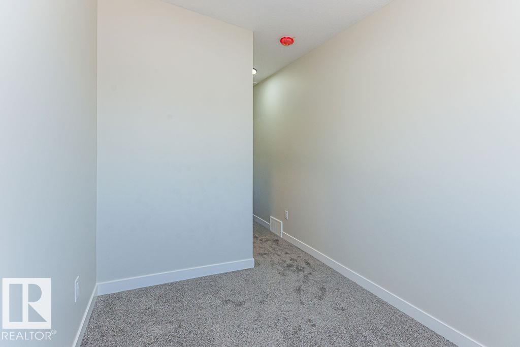 9814 155 ST NW, Edmonton