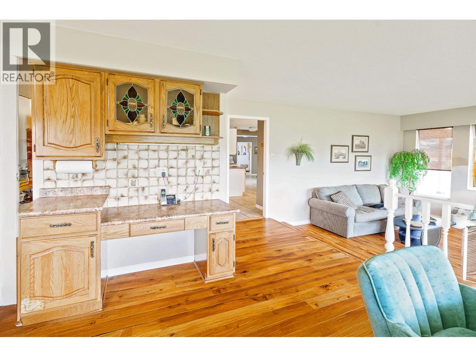 15145 HARRIS ROAD, Pitt Meadows