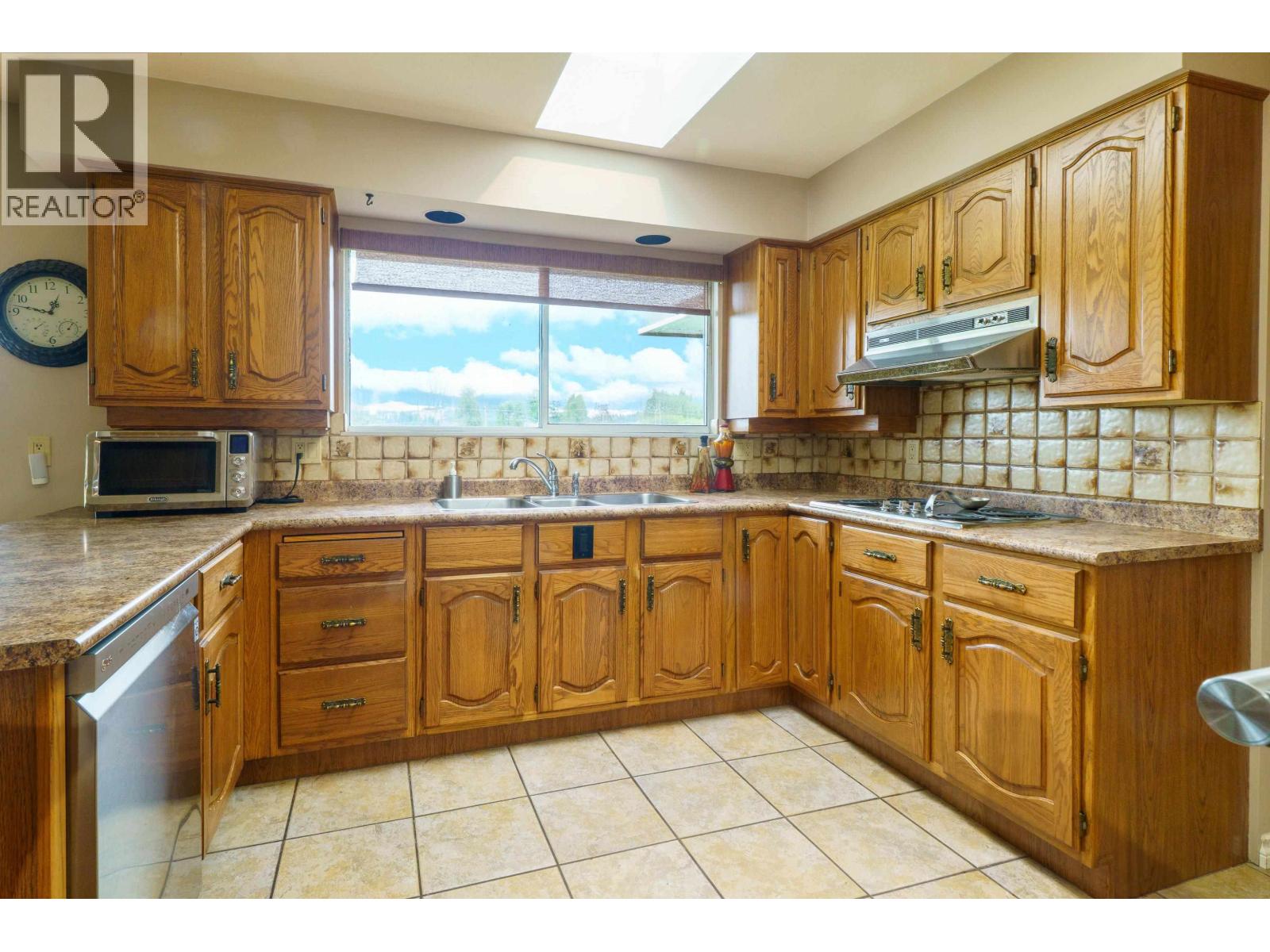 15145 HARRIS ROAD, Pitt Meadows