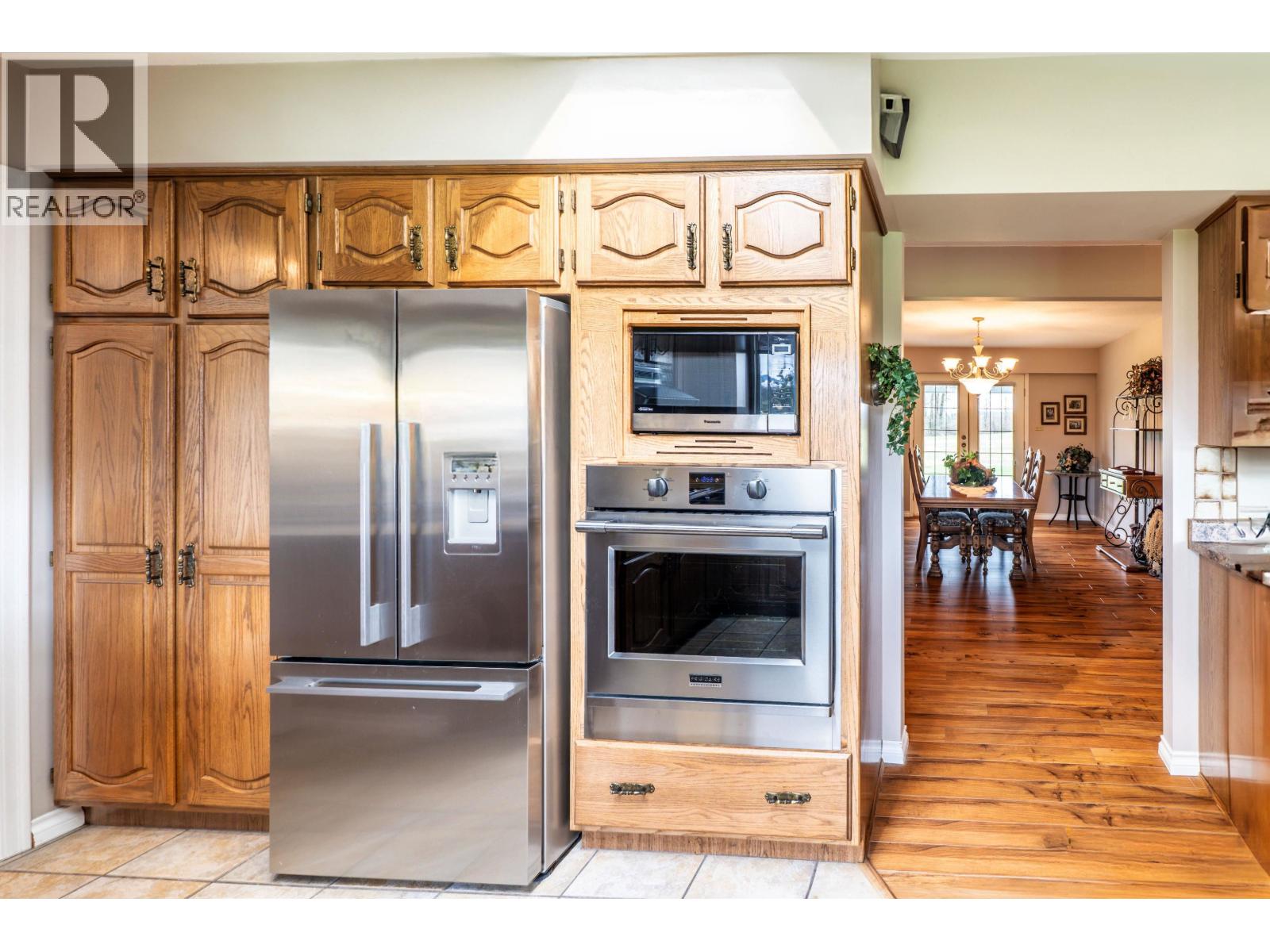 15145 HARRIS ROAD, Pitt Meadows