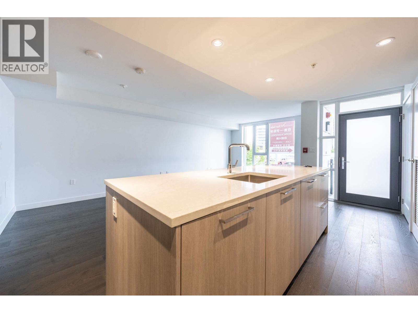 TH13 3200 CORVETTE Way - photo 2